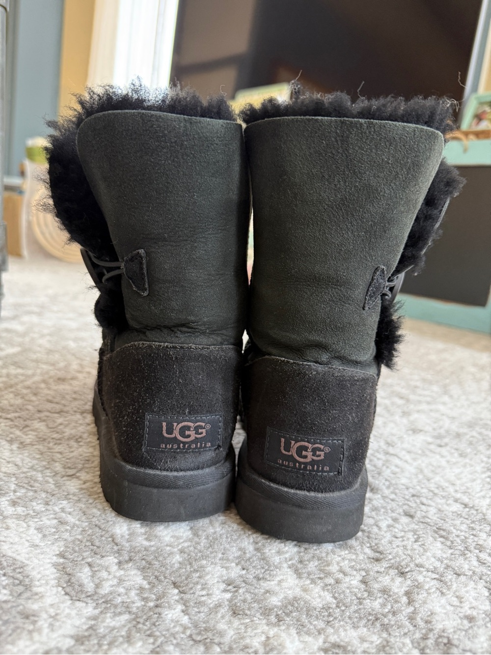 UGG Australia Bailey Button Boots in Black | Size 6